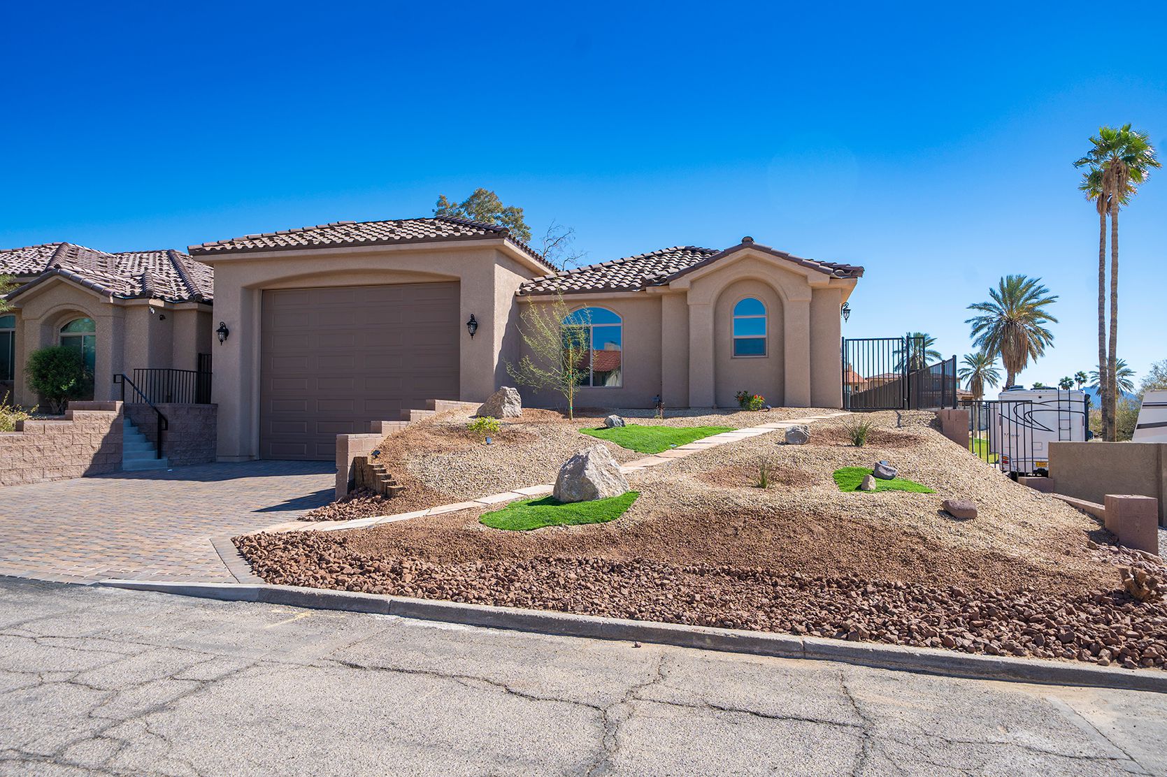 Huntington Casita cover